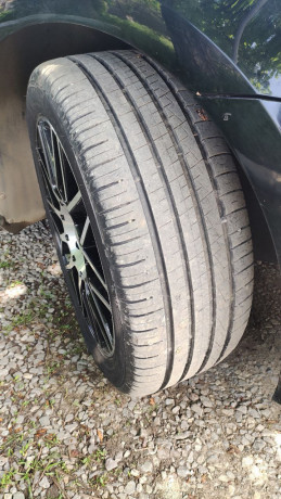 volkswagen-passat-b8-big-8
