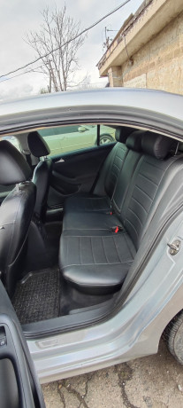 volkswagen-jetta-2012-14-big-8