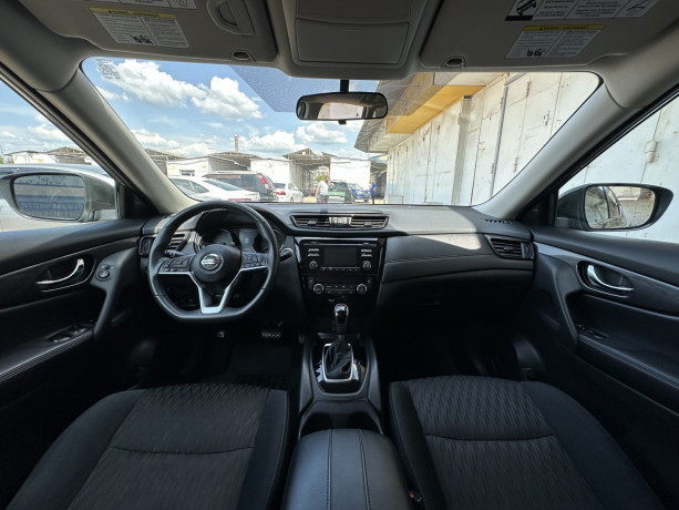 prodam-nissan-rogue-sv-big-5