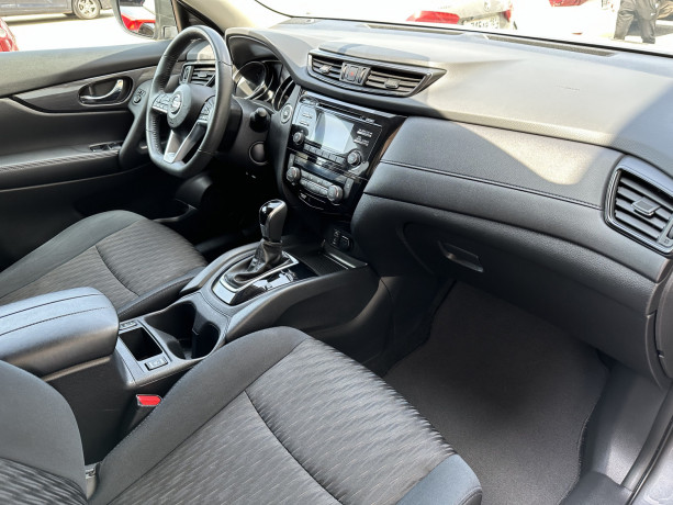 prodam-nissan-rogue-sv-big-7