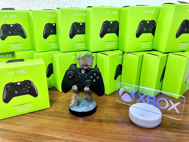dzoistik-dlya-xbox-one-novyi-big-0