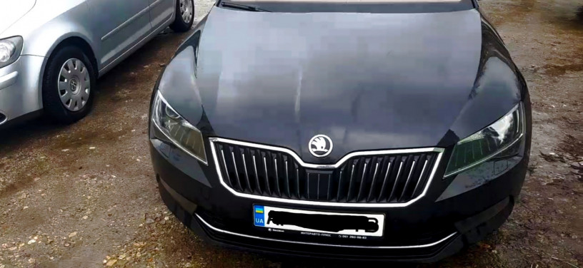 skoda-superb-20-tdi-big-0