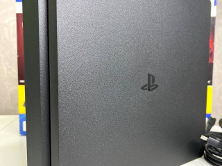 Sony PlayStation 4 slim 1000gb