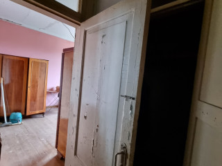 Продам 4-х комнатную квартиру в Макеевке +79493687559