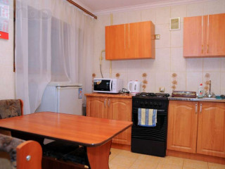 1К.Ильича32. Грузия, ,Мед.институт. Посуточно, Почасово.