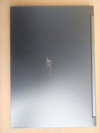 noutbuk-acer-aspire-7-a715-g41-big-4