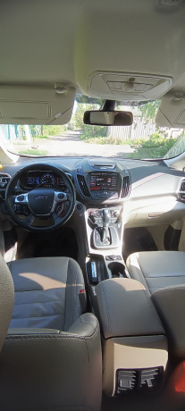 ford-c-max-plug-in-hybrid-big-3