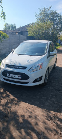 ford-c-max-plug-in-hybrid-big-0