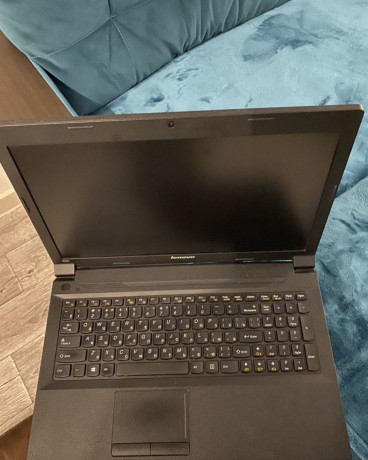 noutbuk-lenovo-19-ghz-4-gb-ssd-120-big-2