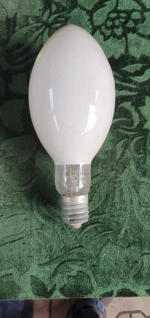 lampa-gazorazryadnaya-drl-400-6-4-big-0