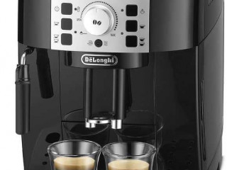 36.000 Кофемашина DeLonghi Magnifica ECAM22.110.B, черный