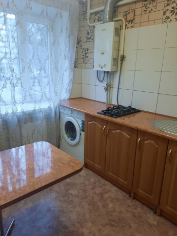 doneck-siti-1k-kv-otlicnaya-ul-artema-25-vse-ostaetsya-big-0