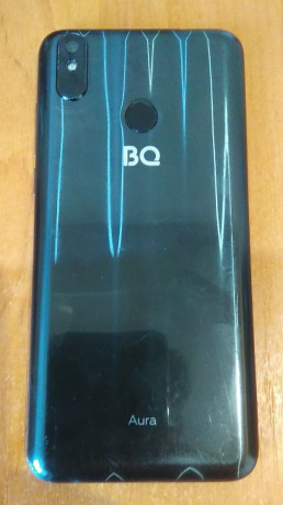 telefon-bq-6022g-aura-big-3