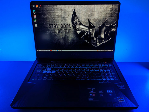 asus-tuf-17-ryzen-5-3550gtx-1650-rassrocka-big-0