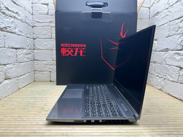 igrovoi-noutbuk-mechrevo-760-ryzen-7-4800hram-16gbssd-512gbrtx-2060-6gb-big-1