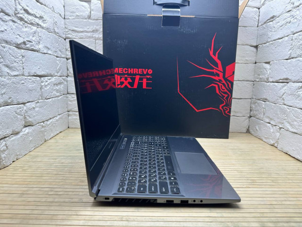 igrovoi-noutbuk-mechrevo-760-ryzen-7-4800hram-16gbssd-512gbrtx-2060-6gb-big-3