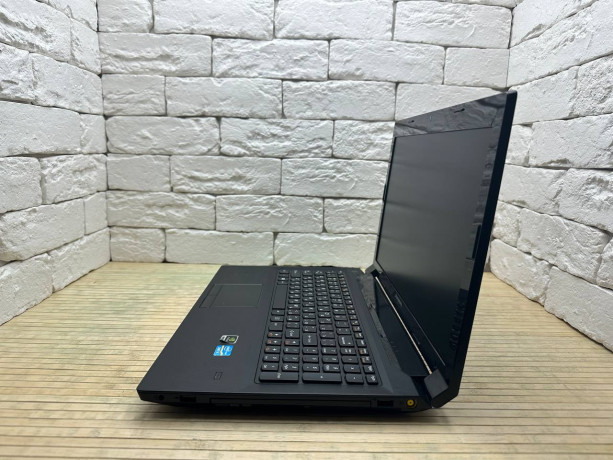 noutbuk-lenovo-b580-intel-core-i5-3210mram-6gbssd-240gbnvidia-geforce-610m-1gb-big-1