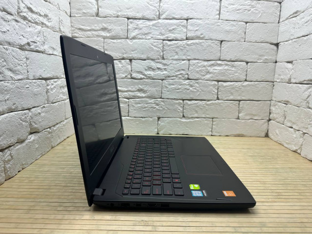 igrovoi-noutbuk-asus-rog-strix-intel-core-i5-6300hqram-10gbssdhdd-1128gbgeforce-gtx-1060-3gb-big-3