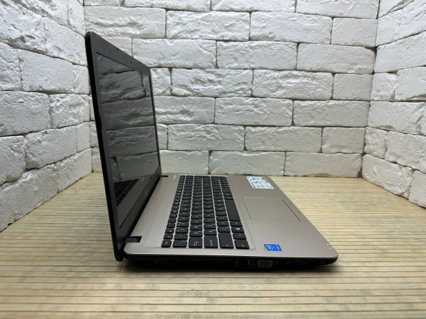noutbuk-asus-x540la-intel-core-i3-5005uram-8gbhdd-500gb-big-3