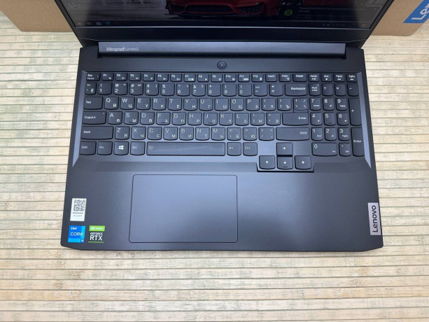 igrovoi-noutbuk-lenovo-gaming-3-15lhu6intel-core-i5-11300hram-8gbssd-256gbrtx-3050-4gb-big-3