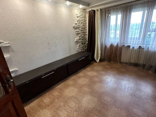 3-к.кв. Ленинский район ! ул.Куприна. Быстрая сделка. 8этаж/9.