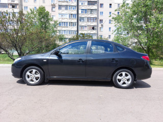 Продам Hyundai Elantra 1.6 Автомат