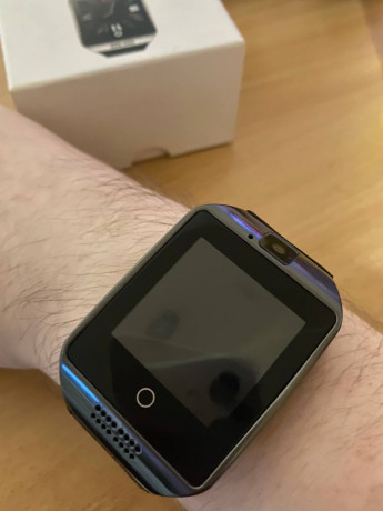 smart-watch-q18-big-2