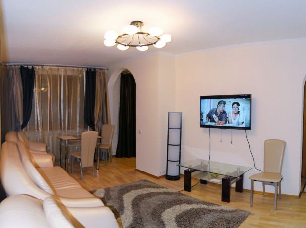 kvartira-v-centre-ot-xozyaina-big-0