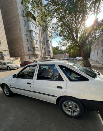 prodam-ford-escort-1993-goda-big-4