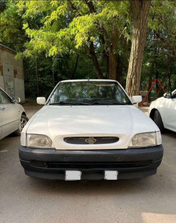 prodam-ford-escort-1993-goda-big-0