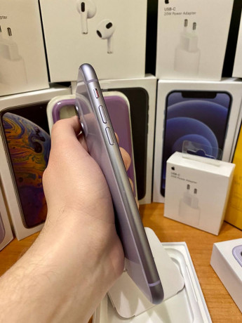 iphone-11-purple-na-64-gb-big-3