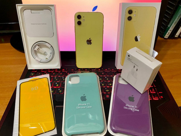 iphone-11-yellow-64-gb-big-0