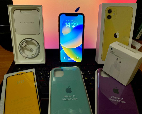iphone-11-yellow-64-gb-big-6