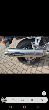 yamaha-fz400-big-4