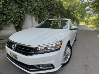 Продам Volkswagen Passat 2017