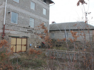 Продам дом в центре Луганска