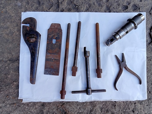 klyuc-vintovoi-klyuci-rozkovye-big-3