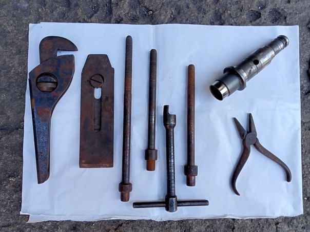 klyuc-vintovoi-klyuci-rozkovye-big-0