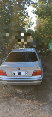 bmw-e36-318i-big-1