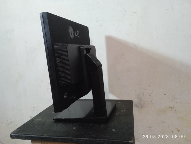 tv-monitor-big-3