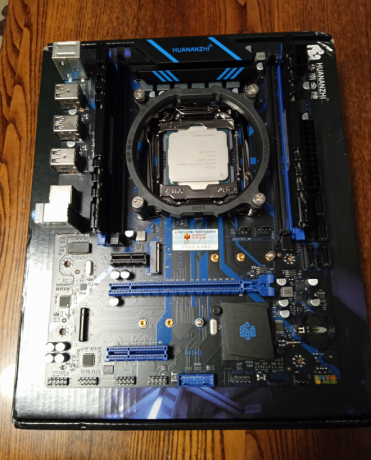 komplekt-huananzhi-x99-qd4-xeon-e5-2640v3-16gb-ddr4-big-2