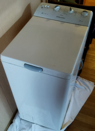 stiralnaya-masina-electrolux-big-0