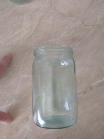 steklyannaya-banka-dlya-kuporki-075-l-big-0