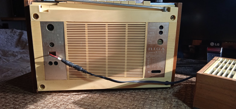 radiopriemnik-riga-103-big-2