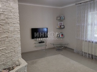 Продам дом 300м2 район Беркута