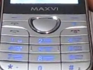 Мобильный телефон MAXVI X1