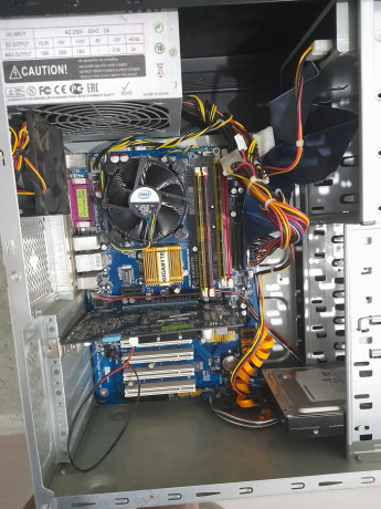 sistemnyi-blok-xeon4gb320gb512mb-big-2
