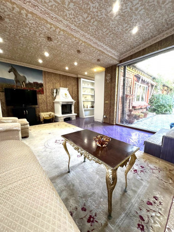 dom-v-centre-goroda-doneck-182m2-ulcelyuskincev-big-2