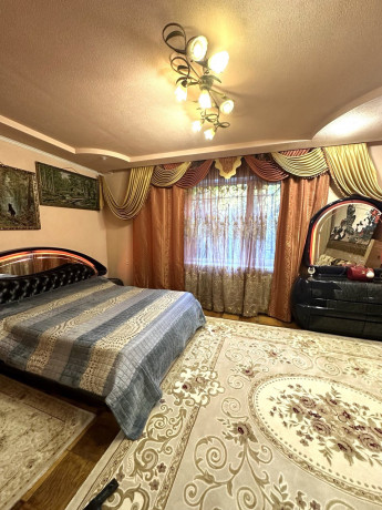 dom-v-centre-goroda-doneck-182m2-ulcelyuskincev-big-4