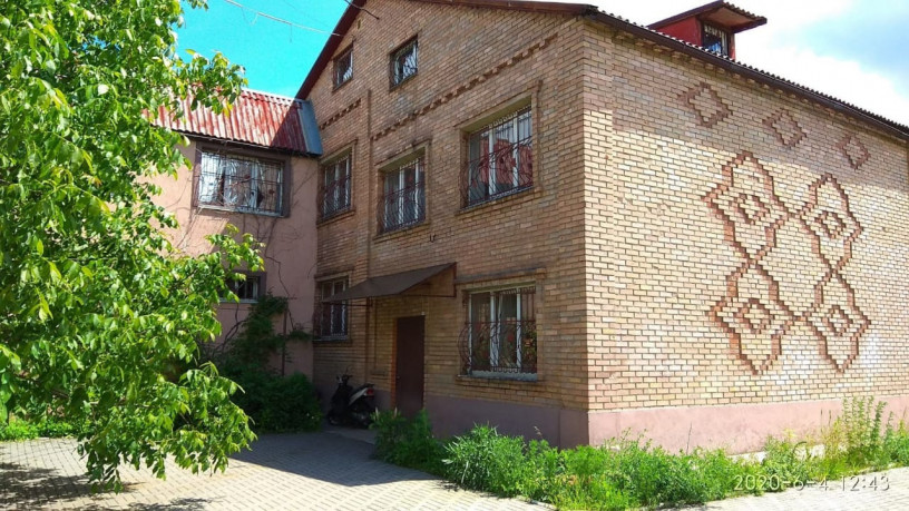 prodam-dobrotnyi-dom-377-kvm-sauna-bassein-10-sotok-big-4